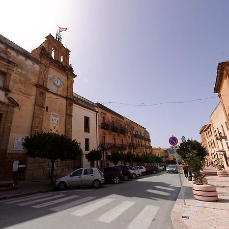 Il Cortile Del Marchese Beccadelli Panzió Sambuca di Sicilia Kültér fotó